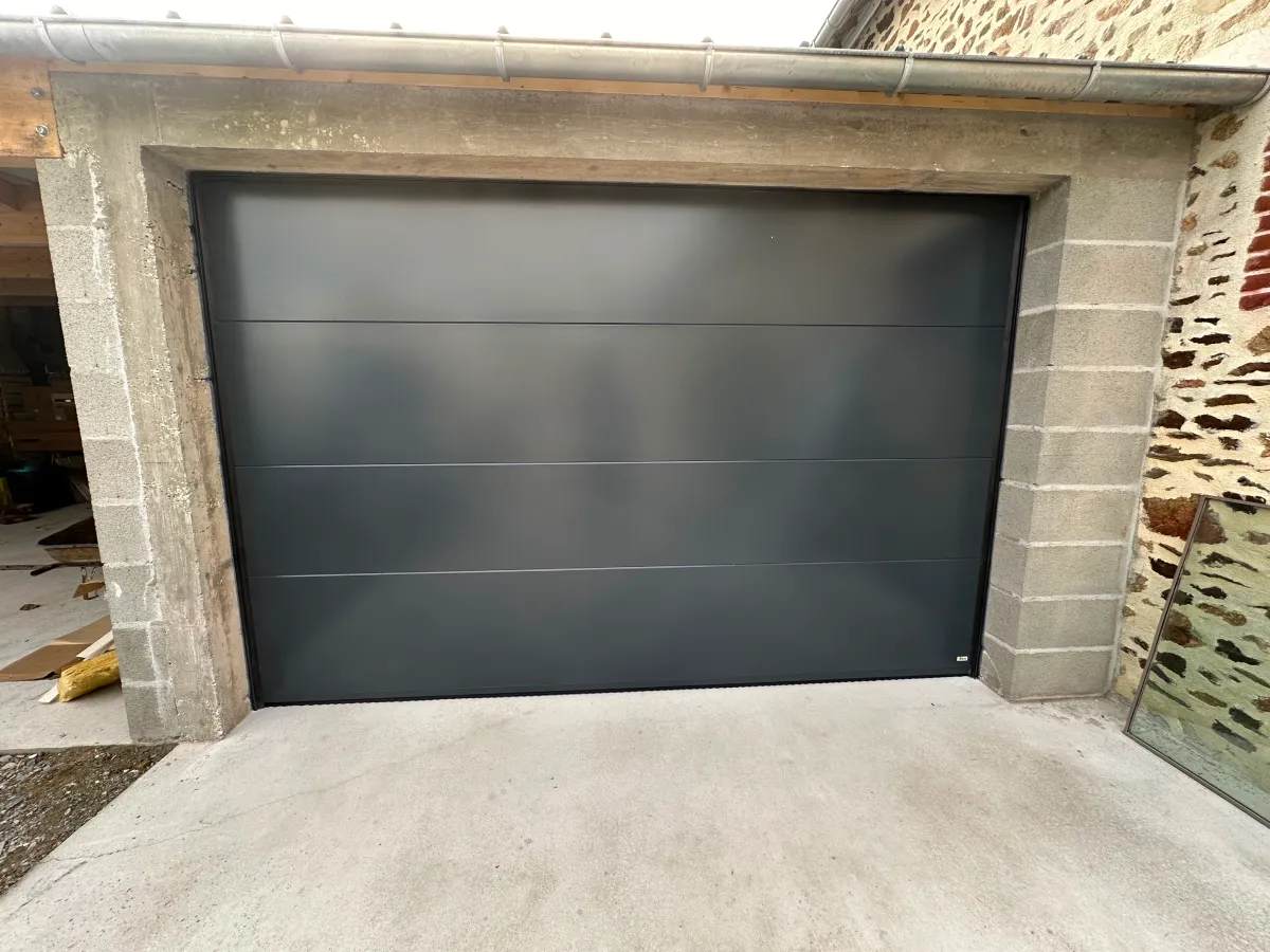 Hairy Bruno Menuisier En Mayenne 53 Portesdegarage